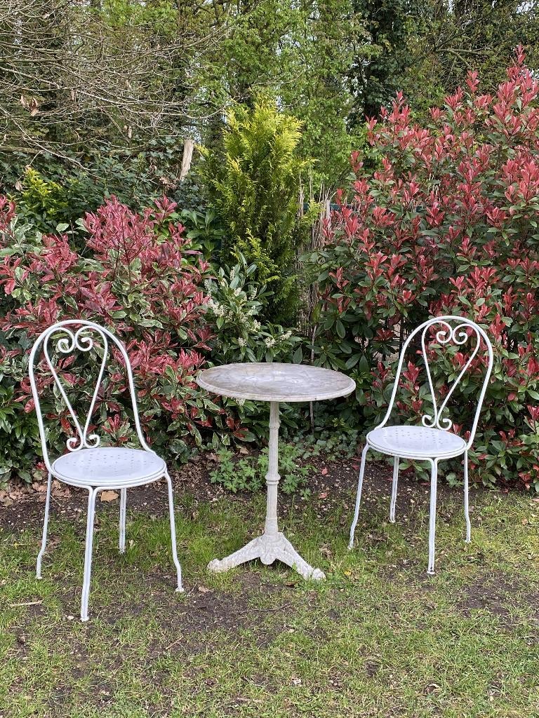 Sierlijke bistro tuinset | marmeren tafel + 2 stoelen, Ophalen, Gebruikt