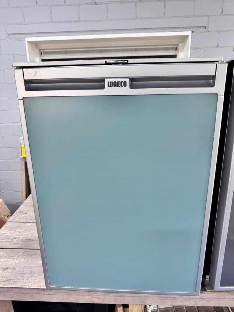 Hele nette compressor koelkast 12/24v Waeco CR110, Ophalen, Gebruikt, Kombuis en Sanitair