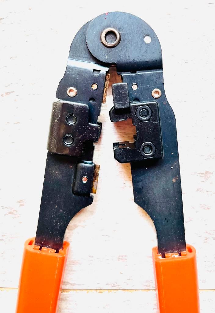 Krimptang RJ45 RJ11 Voor oa 8P8C Connectoren, Doe-het-zelf en Verbouw, Gereedschap | Handgereedschap, Zo goed als nieuw, Ophalen of Verzenden