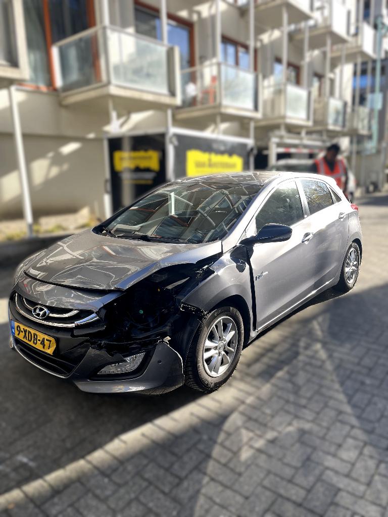 Hyundai i30 1.6 GDI Go! Plus 5DR 2014 Grijs, Voorwielaandrijving, Euro 5, 4 cilinders, Handgeschakeld