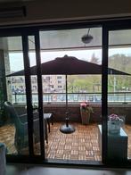 Parasol, Ophalen, Zo goed als nieuw