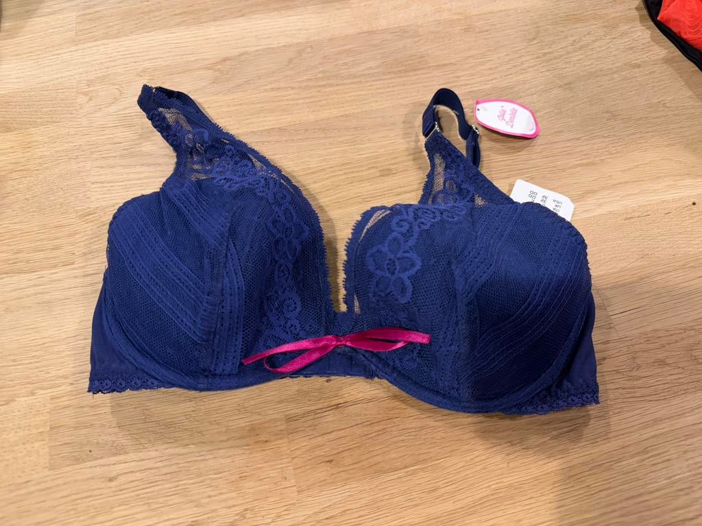 Passionata bh 70E, 75E NIEUW!! Nu €12,50, Ophalen of Verzenden, BH