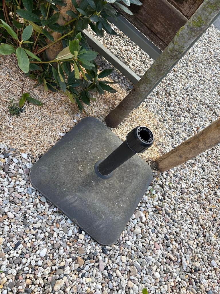 Ronde en vierkante parasolvoeten, Tuin en Terras, Parasols, Ophalen, Parasolvoet, Minder dan 1 meter, Verstelbaar
