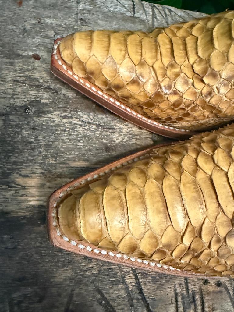 bijna Nieuwe python leren clogs/muilen van Sendra maat 38, Kleding | Dames, Schoenen, Sendra, Bruin, Nieuw, Sendra