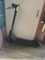 Elektrische step zwart, Fietsen en Brommers, Steps, Ophalen, Zo goed als nieuw, Elektrische step (E-scooter)