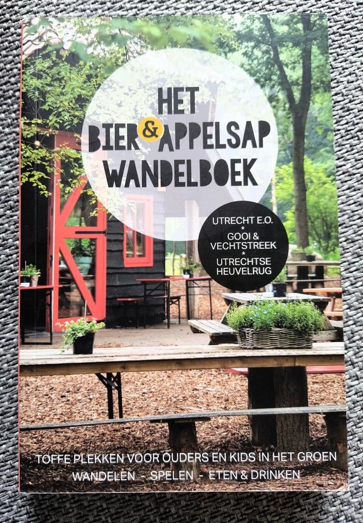 Karianne Vermaas - Het Bier en Appelsap Wandelboek, Overige merken, Fiets- of Wandelgids, Europa, Ophalen of Verzenden