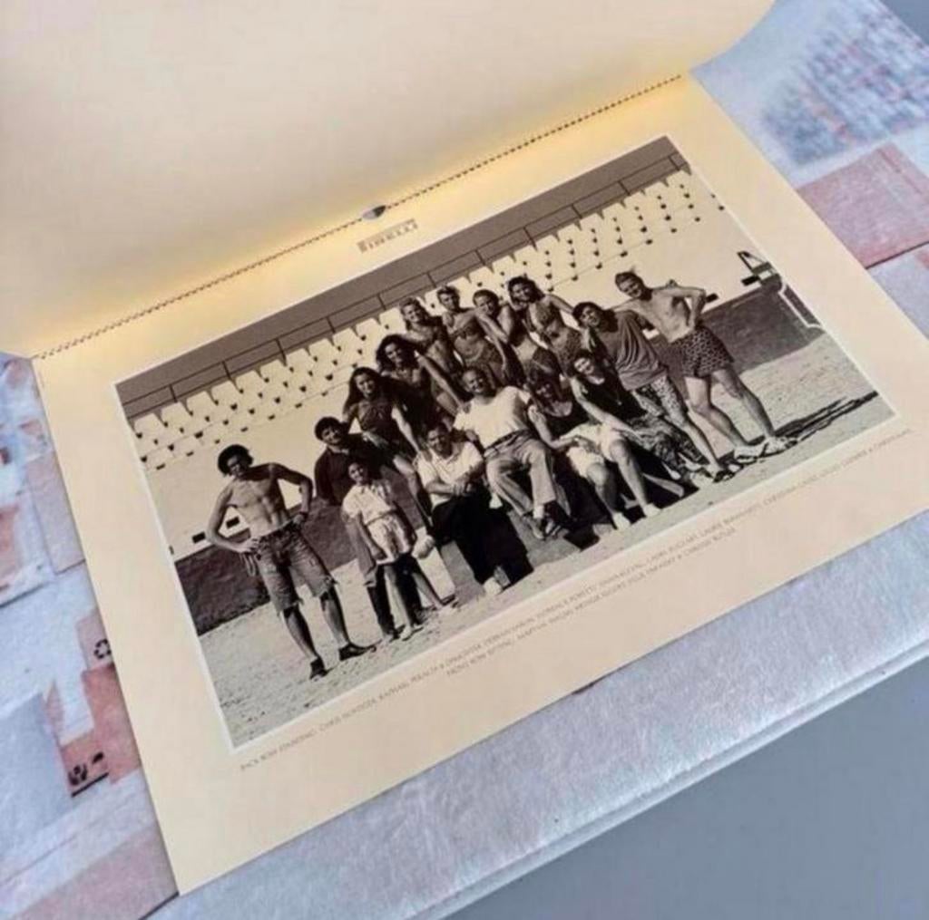 Grote Vintage Pirelli-kalender 1990 calendar groot 20e eeuw, Diversen, Kalenders, Ophalen of Verzenden, Zo goed als nieuw, H, H
