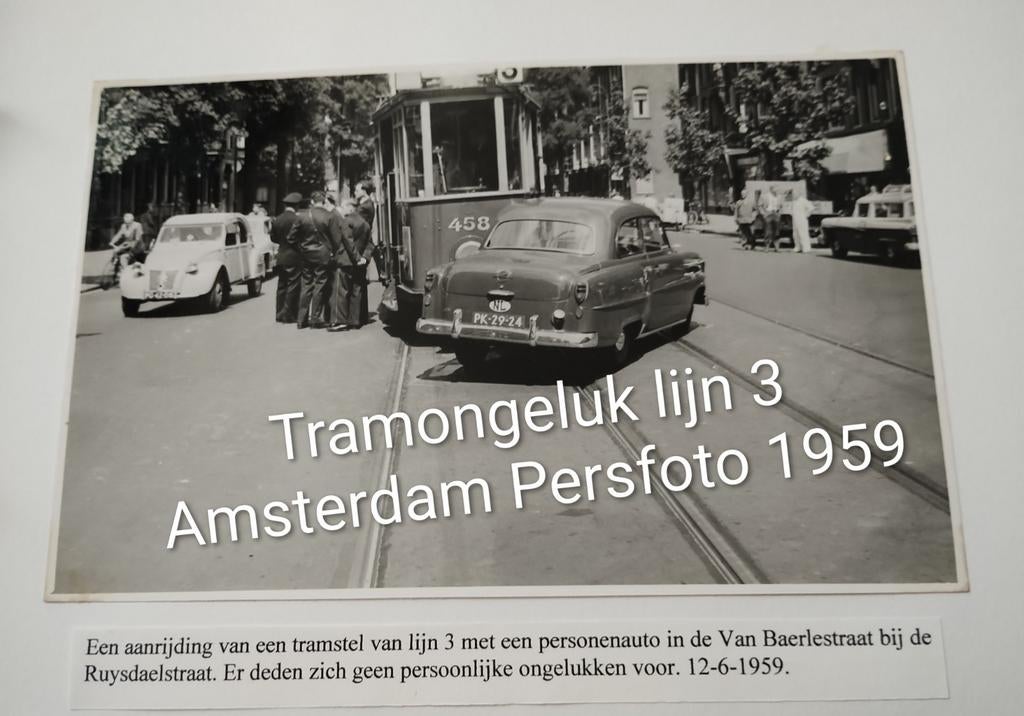 Tram ongeluk lijn 3 met getuige nverslag Persfoto 1959, Verzamelen, Verzenden, Foto, Zo goed als nieuw, 1940 tot 1960