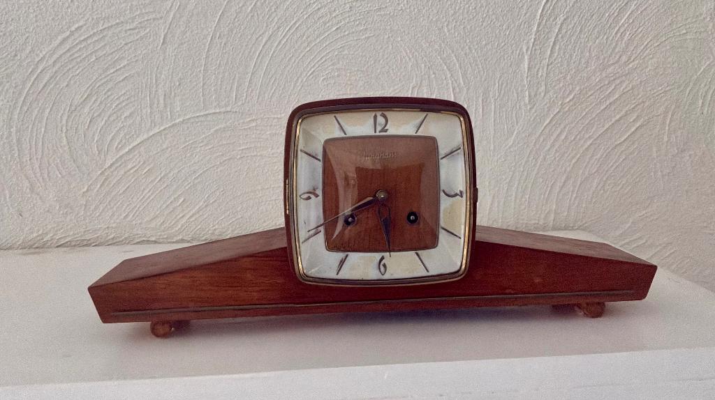 Vintage Junghans klok, Antiek en Kunst, Antiek | Klokken, Ophalen