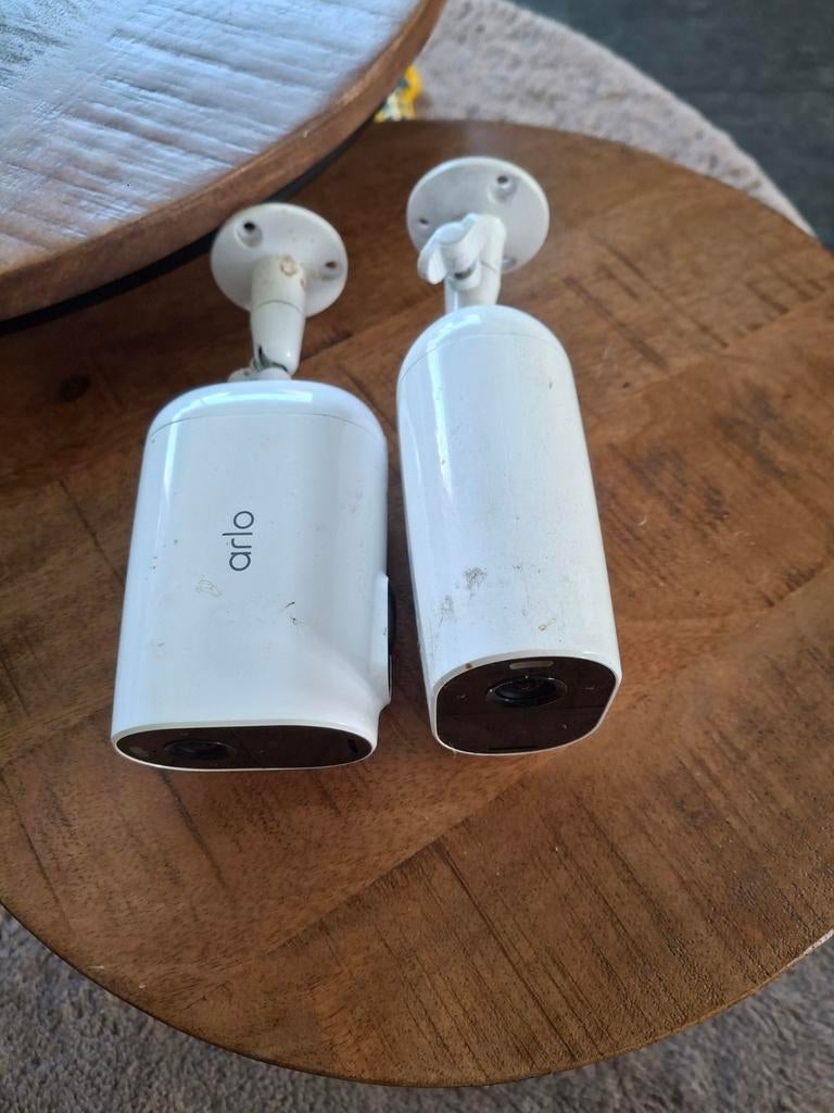 2 camera's verisure, Ophalen, Bewegingsdetectiesensor, Zo goed als nieuw, Bedraad