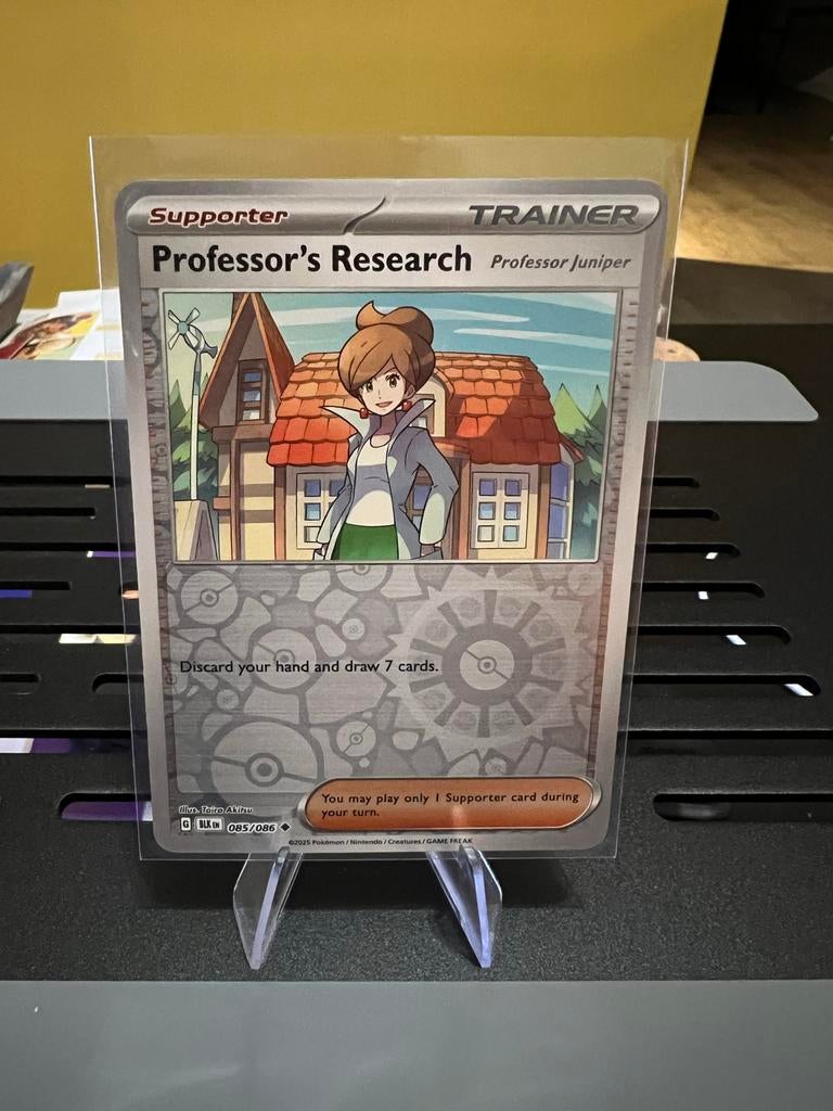 Reverse Holo Professor's Research (Professor Juniper) 085/08, Hobby en Vrije tijd, Verzamelkaartspellen | Pokémon, Zo goed als nieuw