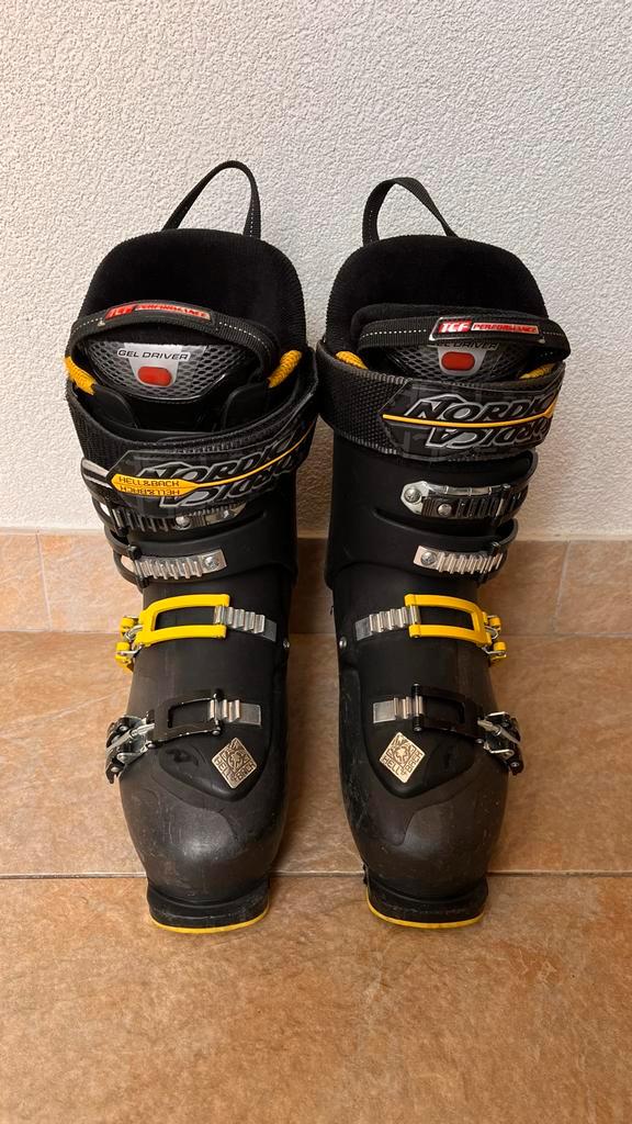 Nordica TCF Performance skischoenen maat 26,5, Sport en Fitness, Skiën en Langlaufen, Gebruikt, Schoenen, Skiën, Nordica, 160 tot 180 cm