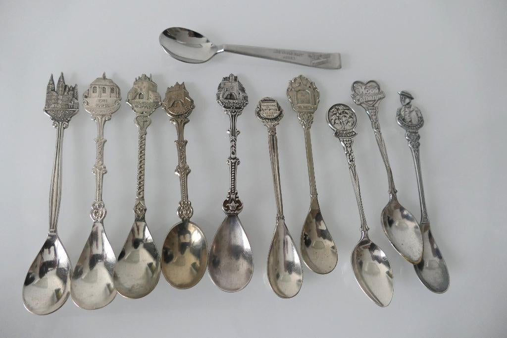 Oude lepeltjes, van noord naar zuid, zie omschrijving., Ophalen of Verzenden