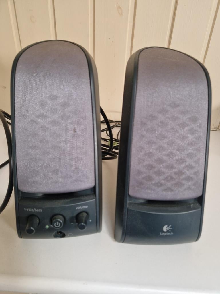 PC speakers merk logitech, Computers en Software, Pc speakers, Ophalen