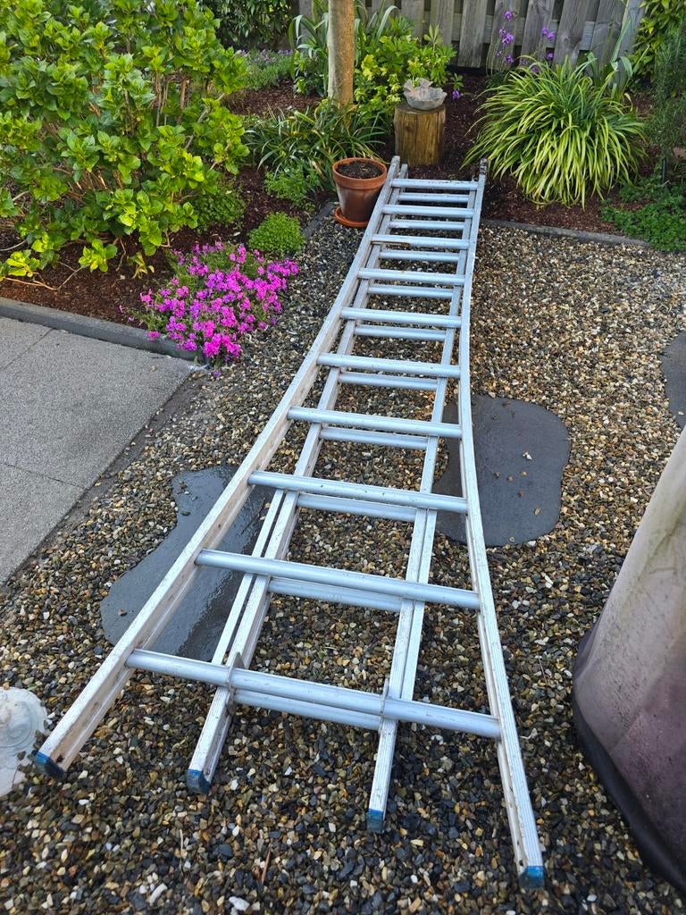 Uitschuif reform ladder, Doe-het-zelf en Verbouw, Ladders en Trappen, Ophalen, Gebruikt, Ladder, 4 meter of meer
