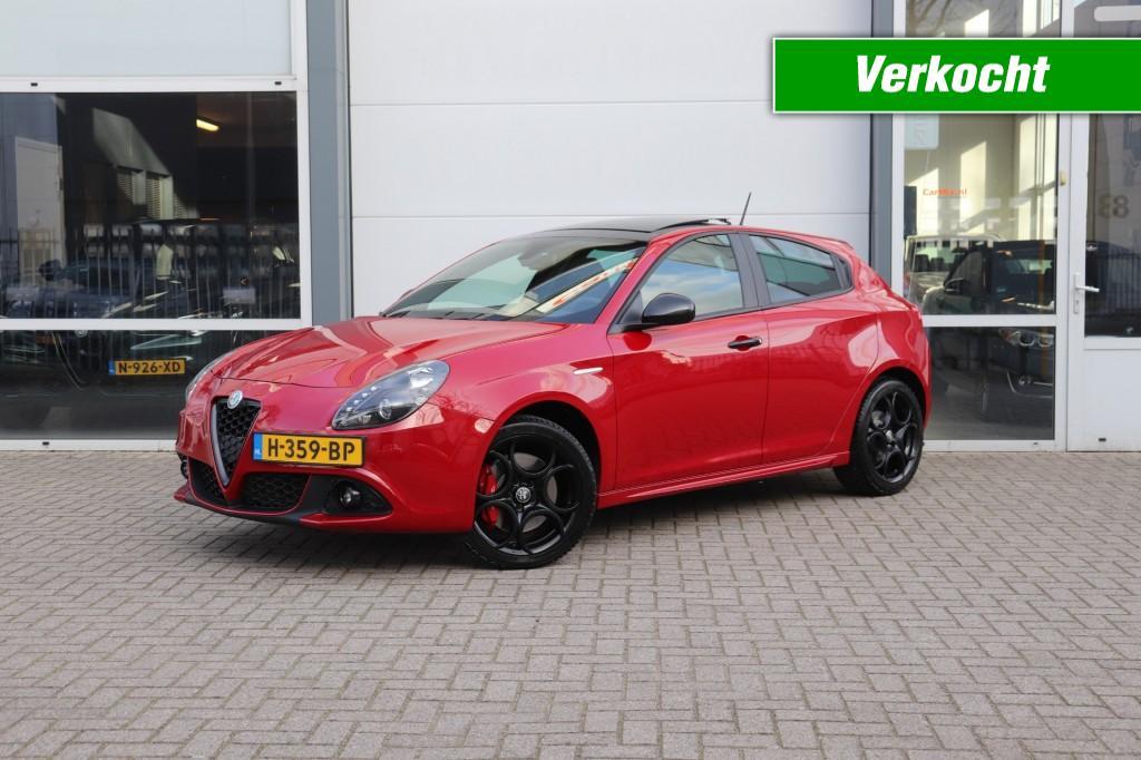 Alfa romeo GIULIETTA 1.4 TURBO SPORT/ORIG.NL/PAN.DAK/1E EIG., Auto's, Alfa Romeo, Gebruikt, Euro 6, 4 cilinders, Electronic Stability Program (ESP)
