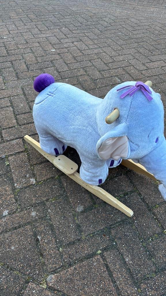 Hobbelolifant, Ophalen, Zo goed als nieuw