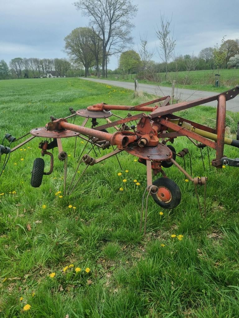 Kuhn schudder, Ophalen of Verzenden, Gebruikt