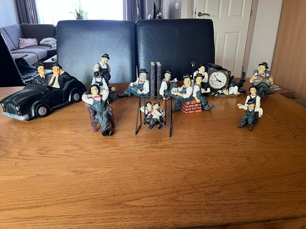 10 Beeldje  Laurel en Hardy in 1 kook, Verzamelen, Beelden en Beeldjes, Ophalen, Gebruikt, Mens