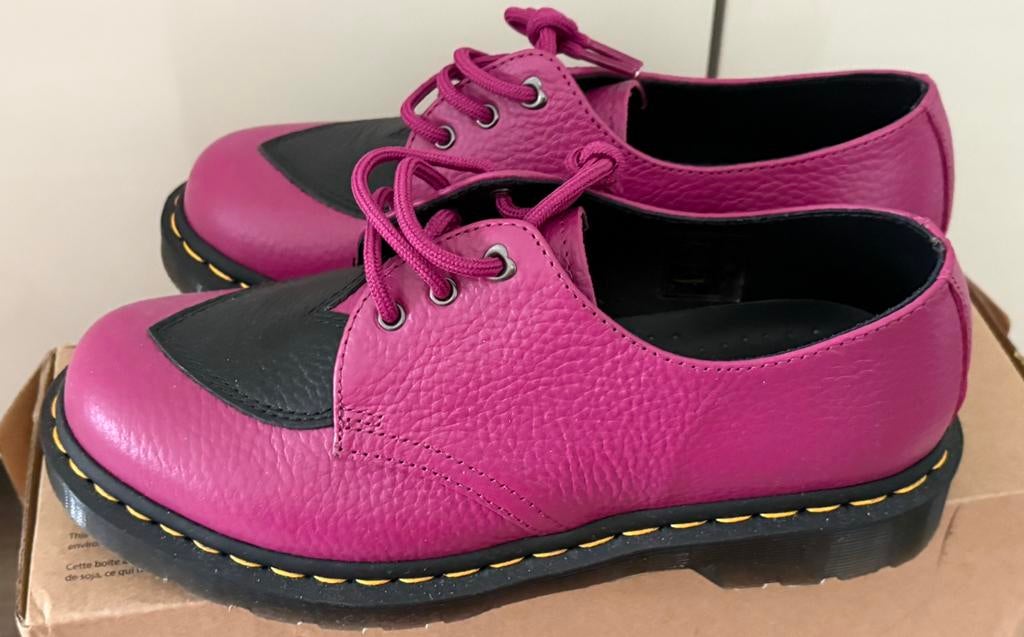 Dr. Martens 1461 Amore mt 39, Kleding | Dames, Ophalen, Overige typen, Zo goed als nieuw, Roze