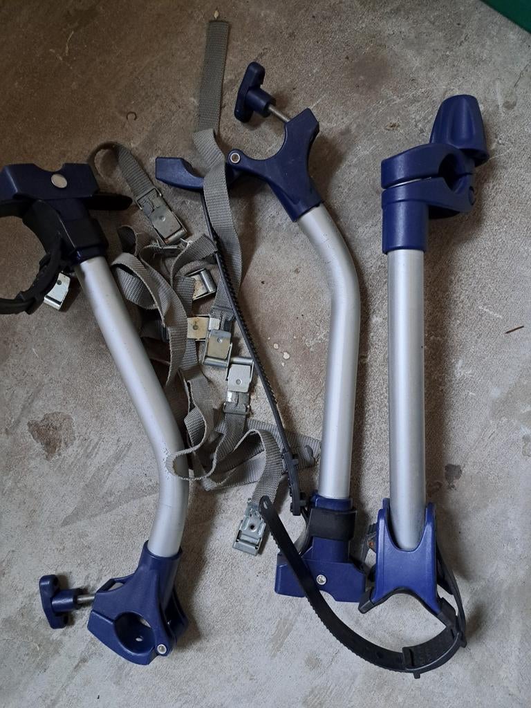 4x Fietsgoot met spanbandjes, Auto diversen, Fietsendragers, Ophalen, 3 fietsen of meer, Gebruikt