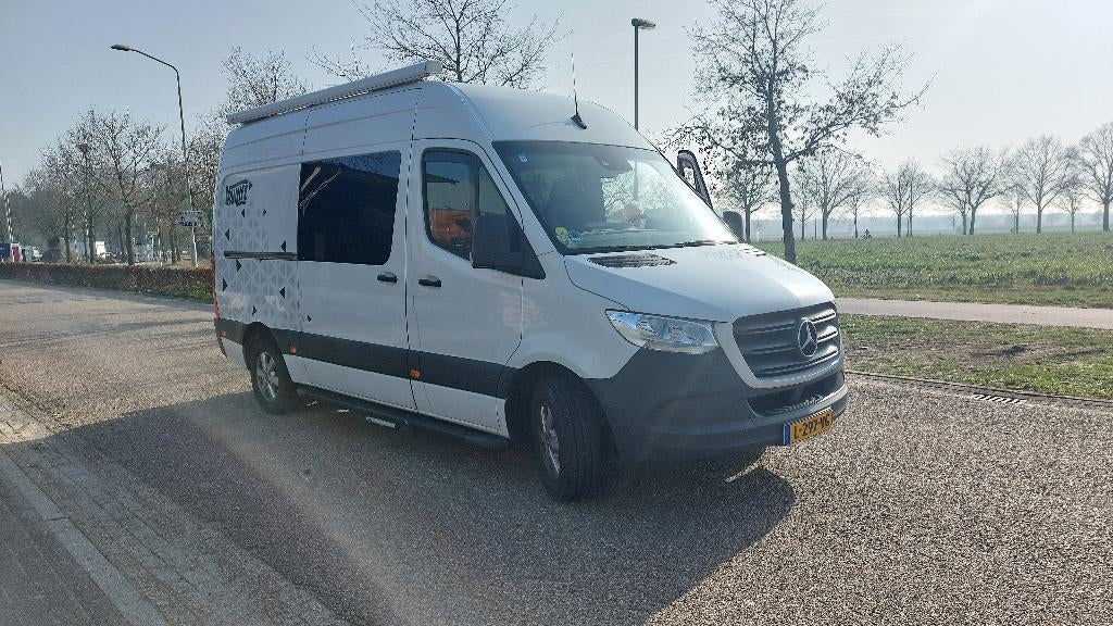 camper, Buscamper of Camperbus, Particulier, Buitenlamp, Mercedes