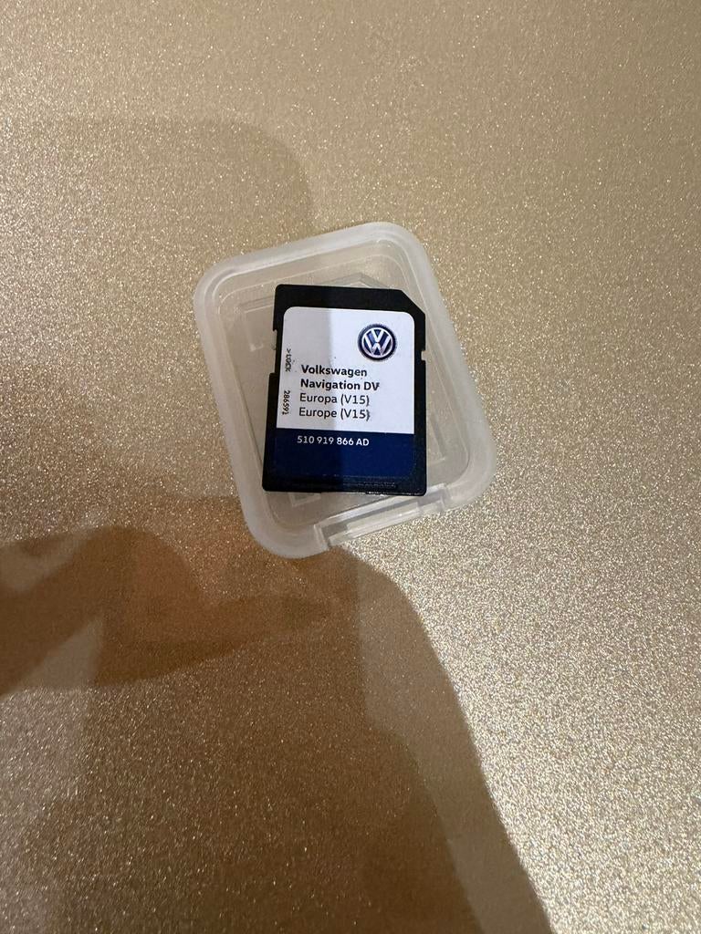 Originele VW Discover Media Navigatie SD Kaart 510919866AD, Ophalen, Zo goed als nieuw, Heel Europa, Landkaarten