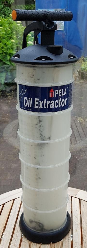 Olie extractor 6,5 liter, Ophalen of Verzenden, Gebruikt, Motor en Techniek