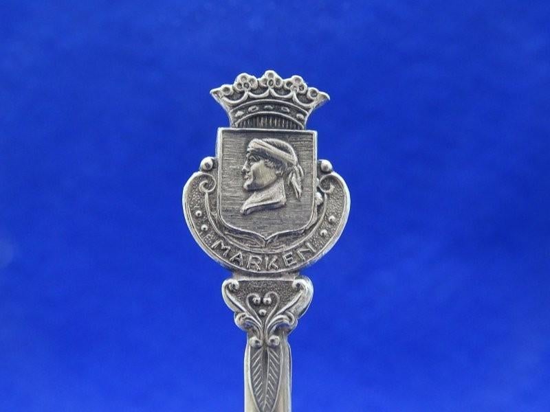 Lepeltje: Marken NH, Verzenden