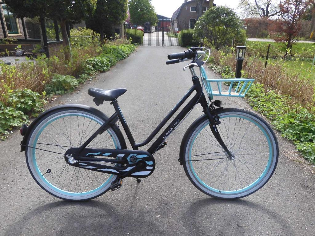 Matzwarte  26 inch Alpina MOOD met 3 versnellingen, Fietsen en Brommers, Fietsen | Meisjes, Alpina, Versnellingen, Niet ingevuld