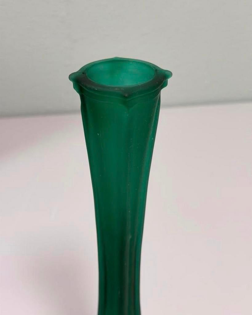 Vintage groene glas glazen vaas design jaren 1930 – 30 cm, Antiek en Kunst, Antiek | Vazen, Ophalen of Verzenden