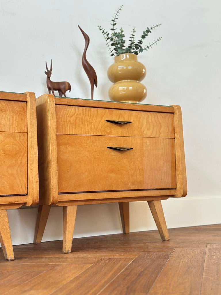 Set 2 vintage nachtkastjes hout jaren 50/60/70, Ophalen, Gebruikt, 45 tot 65 cm, Minder dan 55 cm