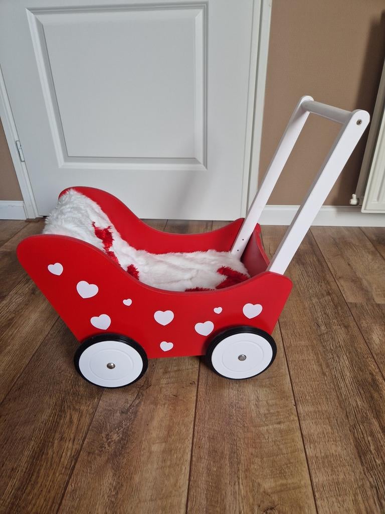 Houten poppenwagen rood met hartjes, Ophalen, Gebruikt, Overige typen