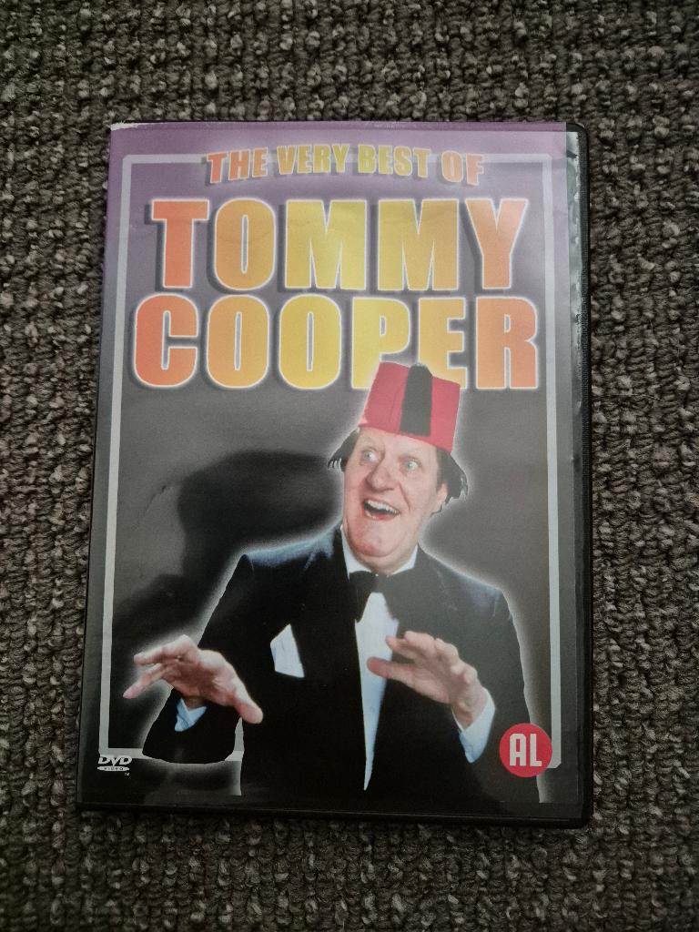 Te koop: DVD Tommy Cooper, Alle leeftijden, Ophalen of Verzenden, Zo goed als nieuw, Stand-up of Theatershow