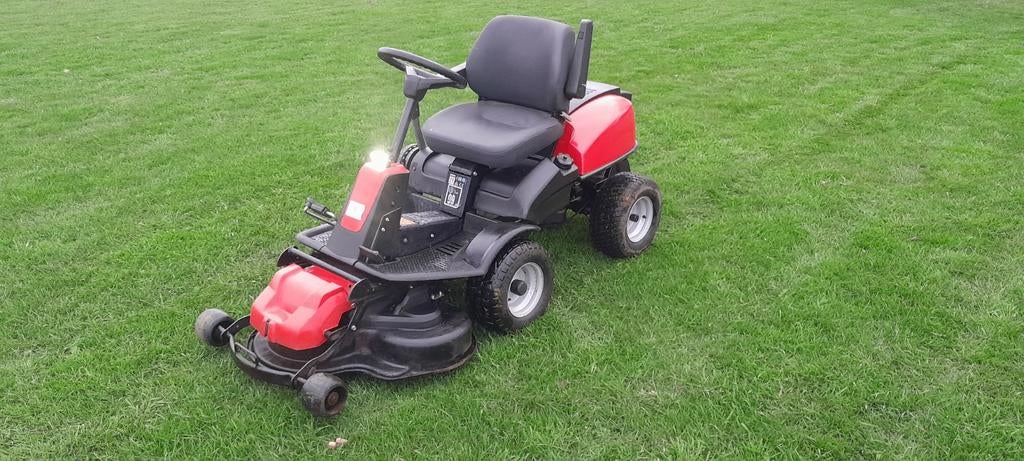 Jonsered zitmaaier met kunsmeststrooier, Ophalen, Zo goed als nieuw, Jonsered Husqvarna, Mulchfunctie