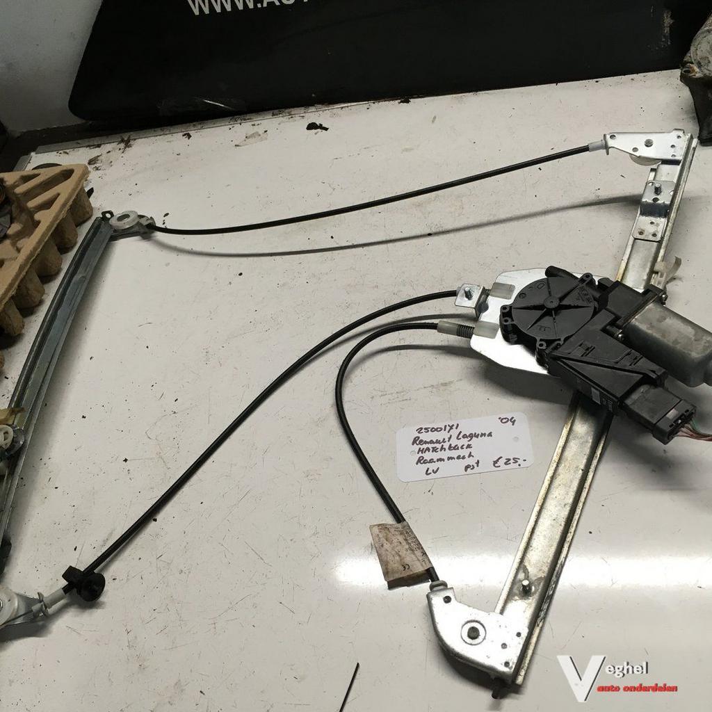 Renault Laguna 2.0 B  Hatchback  2004 2500171  Elektr Raamme, Gebruikt, -, -, Ophalen of Verzenden