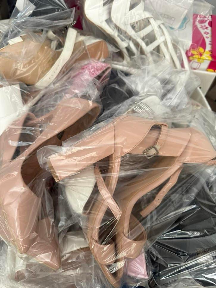 Schoenen partij dames, meisjes, jongens €4,00 p.s, Ophalen, Nieuw, Overige kleuren, Sneakers of Gympen