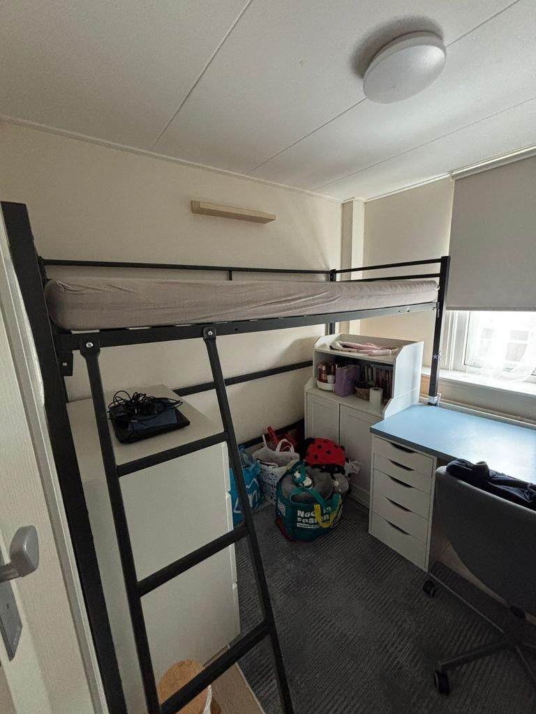 Hoogslaper in zeer nette staat - ideaal voor kleine kamers, Eenpersoons, 160 tot 180 cm, Ophalen of Verzenden, Zo goed als nieuw