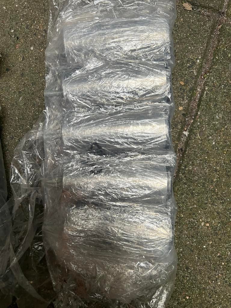 Set van 5 Nieuwe Meubelpootjes - Metaal, Zilverkleurig, Huis en Inrichting, Ophalen of Verzenden, Nieuw, Zilver, Metaal