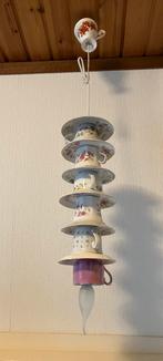 Hanglamp gemaakt van vintage theekopjes, Ophalen of Verzenden, Gebruikt, Overige materialen, 50 tot 75 cm