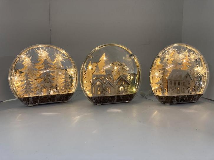 Kerstbol Ovaal met Houten Decoratie verlichting., Diversen, Kerst, Nieuw, Ophalen