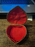 Antiek sieraden doos, Sieraden, Tassen en Uiterlijk, Antieke sieraden, Ophalen of Verzenden, Overige materialen, Overige typen