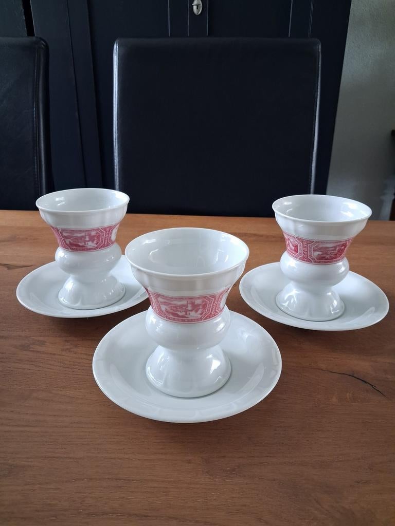 Vintage Rüdesheimer HEINRICH PORZELLAN kop en schotels 6, Verzamelen, Ophalen of Verzenden, Porselein, Kop en/of schotel