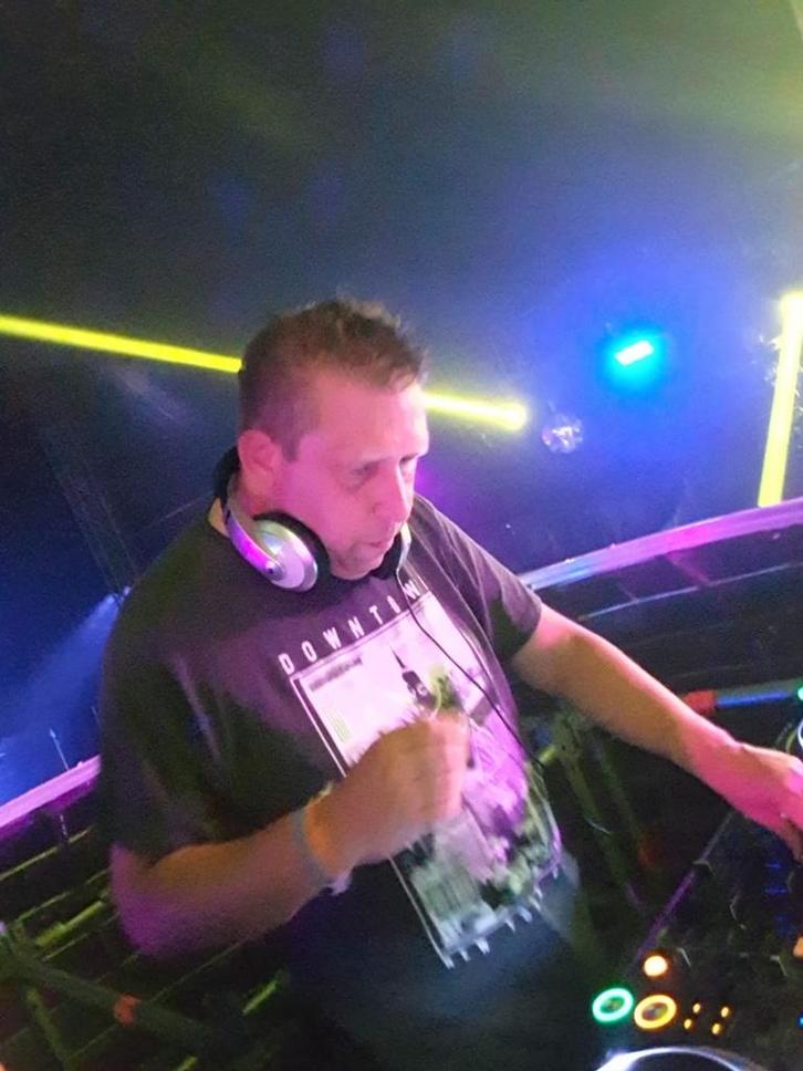Dj Ton van Wenum