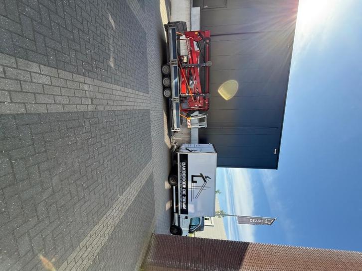 Dakdekker de Zwaan BV.