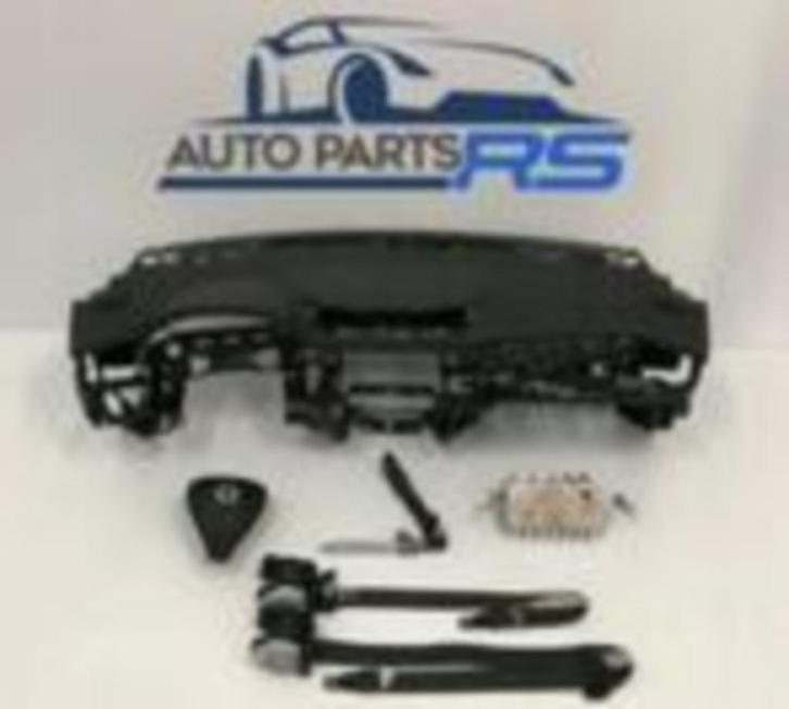 AUTO PARTS RS