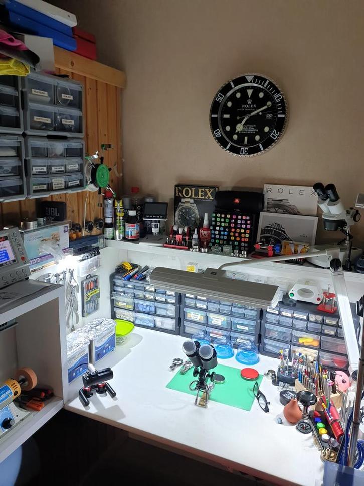 Replica horloge 2025 reparatie