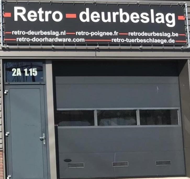 Retro-deurbeslag