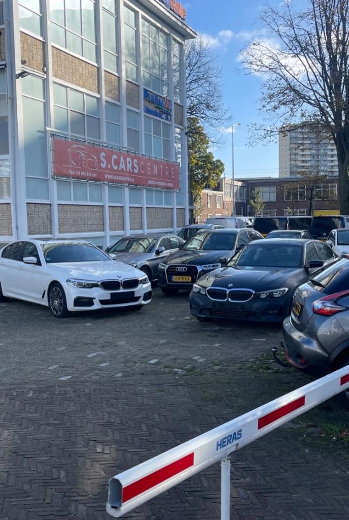 S. Cars Centre
