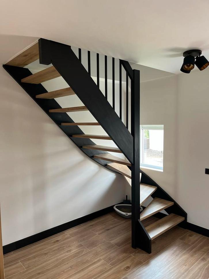 TRAPPENFIRMA.NL (houten trappen)